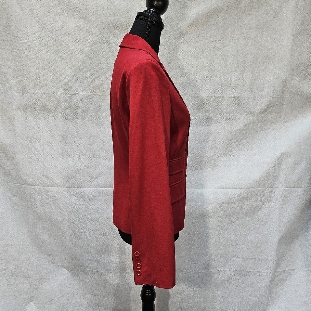 BCBG Maxazria Red Princess Cut Blazer 62% Polyester 32% Rayon 5% Spandex Sz S - Picture 3 of 7